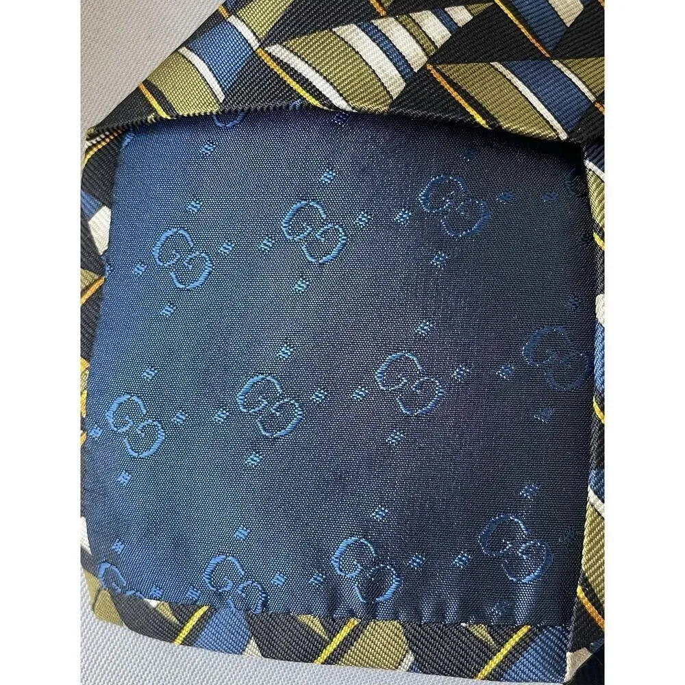 Vintage Gucci Tie Geometric Abstract Print 100% Silk Made In Italy w/Box bag